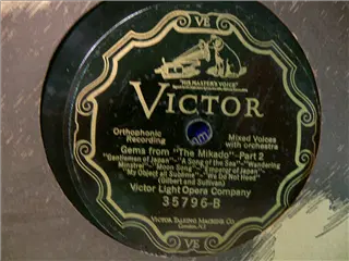 small_victor 35796 b.webp